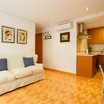 Gatu Villa Elvira Junto Al Hospital Y Playa 2 Dormit Y 2 Banos, Preferente Mayores De 25 Anos Y Familias