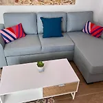 Gatu Premium Villa Flamenca , Preferente Mayores De 25 Anos Y Familias
