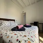 Libertad 9