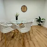 Apartamentos La Muralla Grupo Ac Gestion