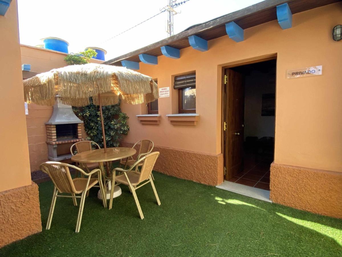 Estudio Con Jardincito Privado Barbacoa Y Piscina Compartida Parejas * Cádiz