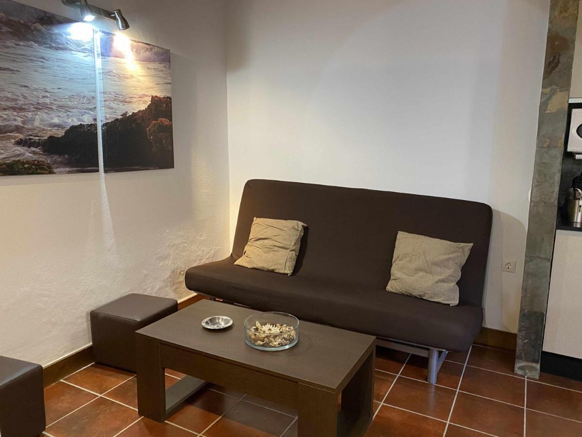 Estudio Con Jardincito Privado Barbacoa Y Piscina Compartida Parejas Apartamento