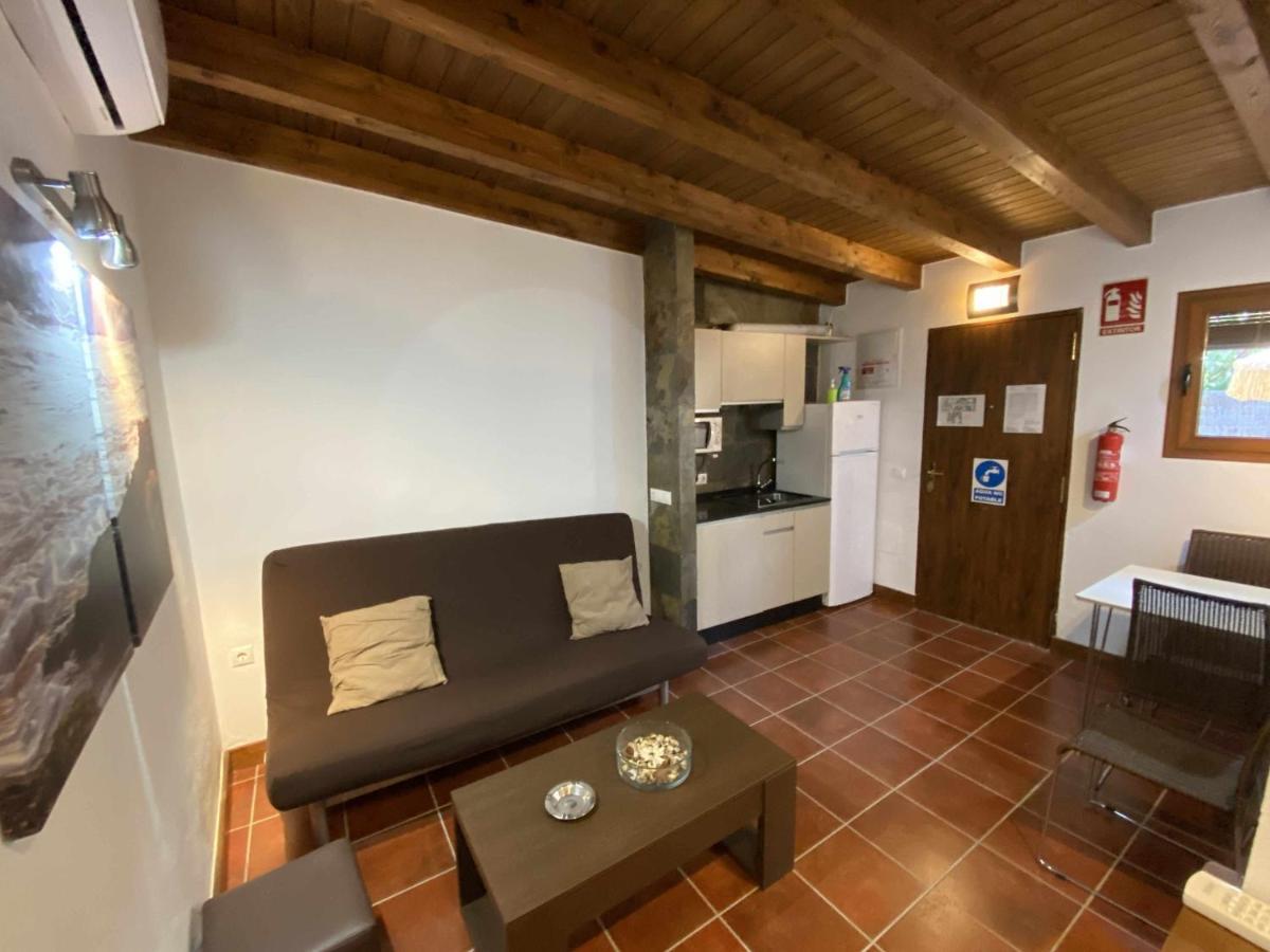 Estudio Con Jardincito Privado Barbacoa Y Piscina Compartida Parejas Apartamento *