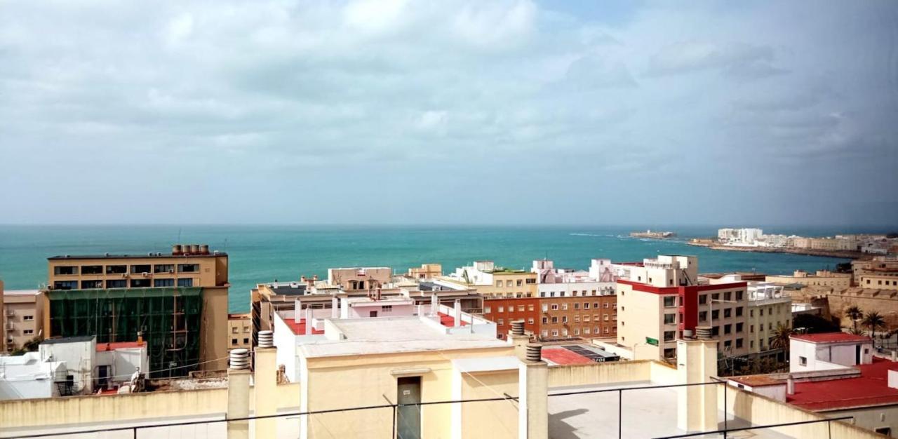 La Proa Ii Cadiz
