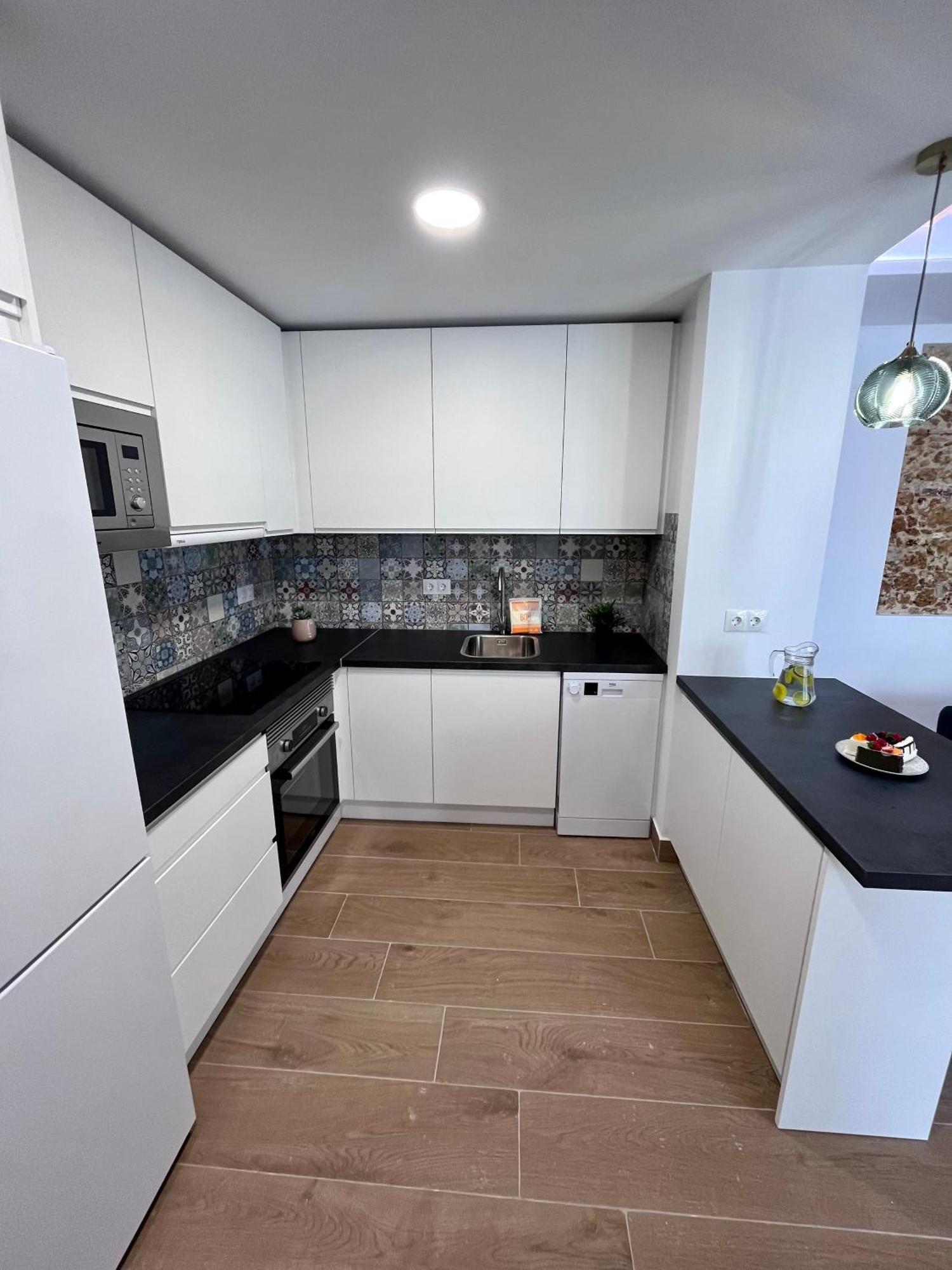 Gatu Premium Flamenca , Preferente Mayores De 25 Anos Y Familias Apartment *