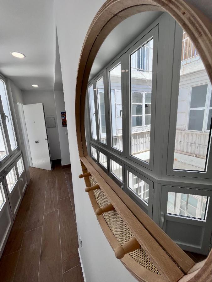 Apartment Gatu Premium Flamenca , Preferente Mayores De 25 Anos Y Familias Cadiz