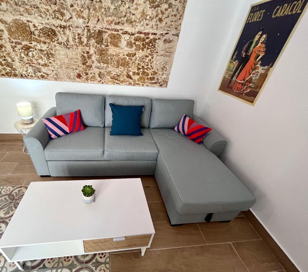 Apartment Gatu Premium Flamenca , Preferente Mayores De 25 Anos Y Familias *