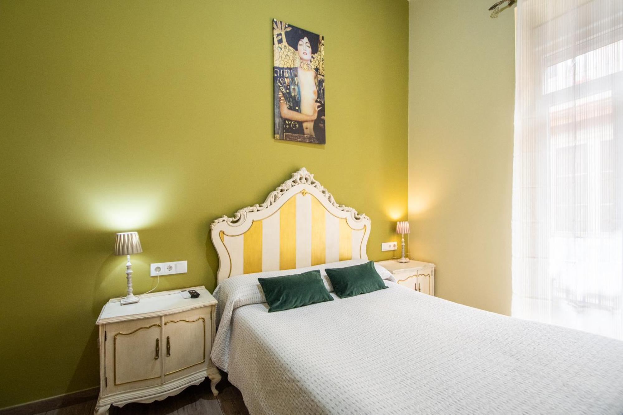 Caleta Apartment *