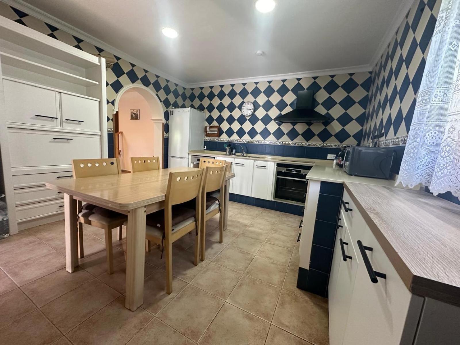 Villa Paraiso De La Luz 7 Bedrooms, Swimming Pool & 4 Bathrooms Cadiz
