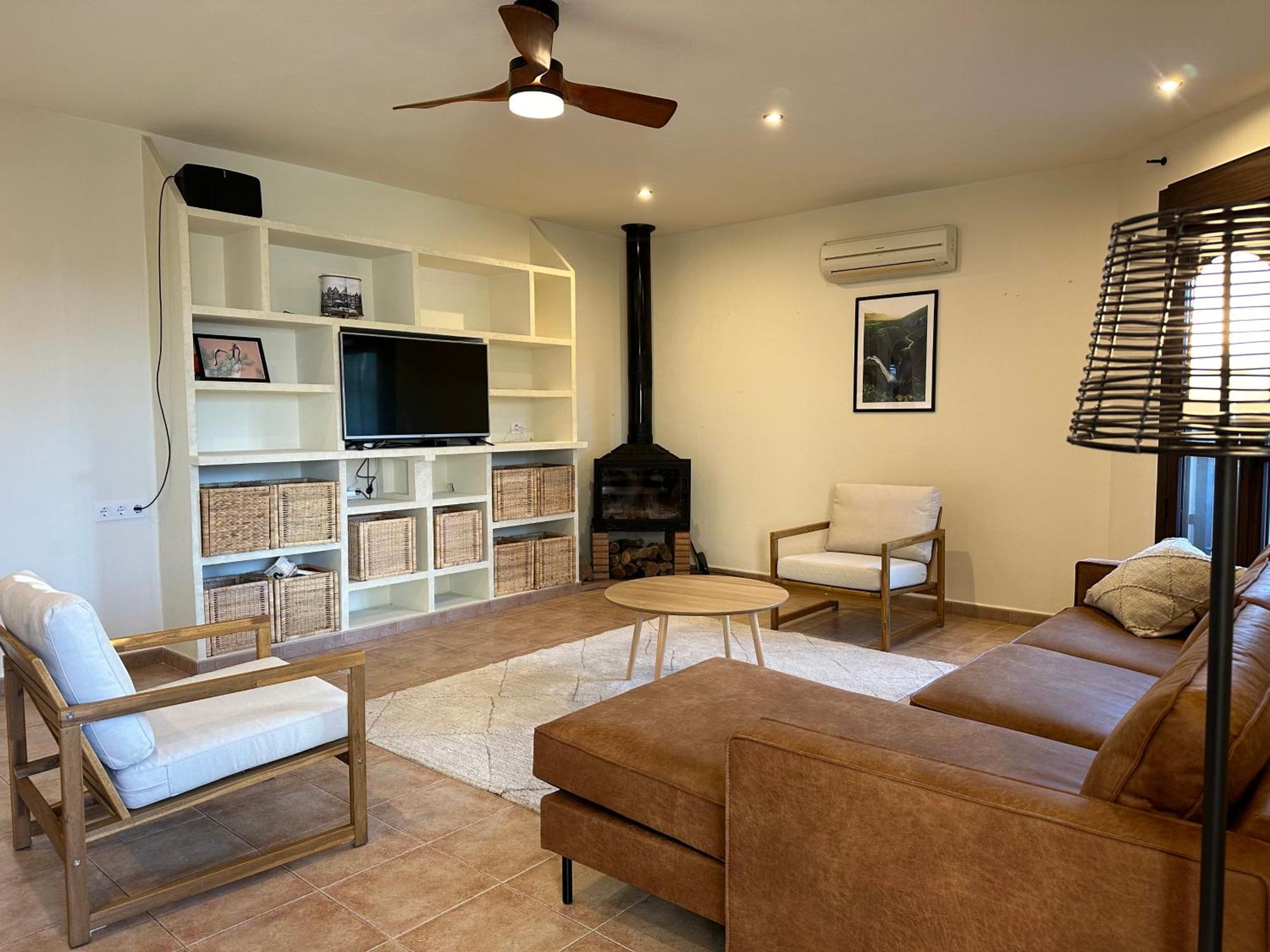 Paraiso De La Luz 7 Bedrooms, Swimming Pool & 4 Bathrooms * Cadiz