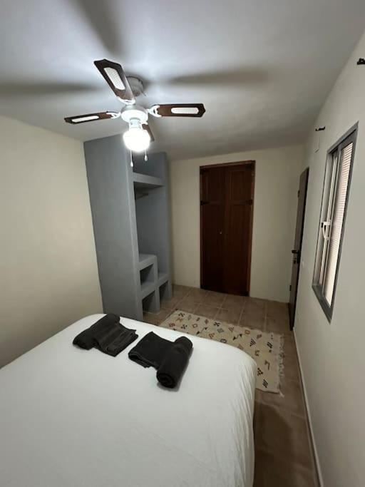 Paraiso De La Luz Casa Azul 2 Bedrooms, 2 Bathoorms, Kitchen Private * Cadiz