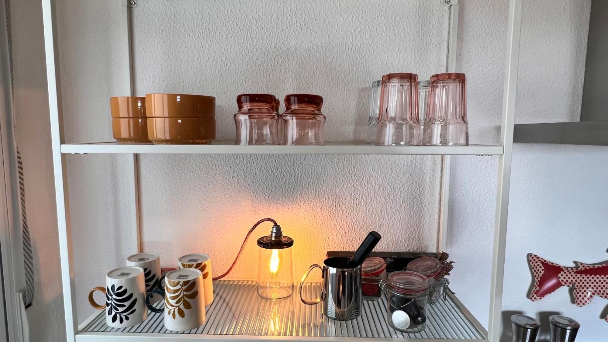 Abajo Stijlvol Met Zwembad En Tuin *