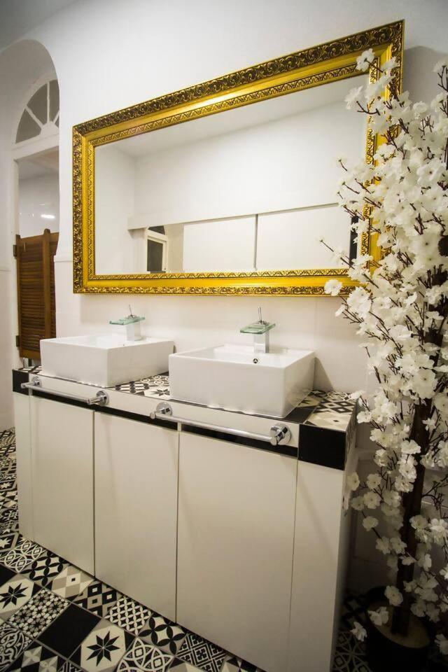 Simplyhosted Casa Buda *