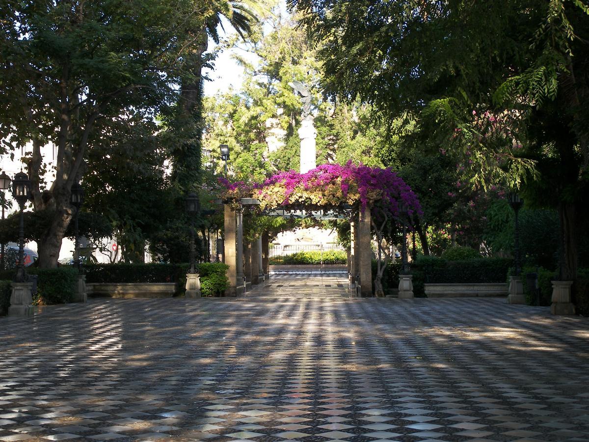 Atico Centro Historico Apartment