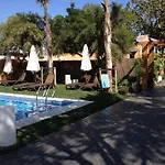 Estudio Con Jardincito Privado Barbacoa Y Piscina