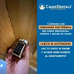 La Victoria Home Free Parking By Cadiz4Rentals