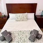 Gatu Villa Paraguay , Preferente Mayores 21 Anos Y Familias