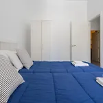 Apartamentos El Capitan Veneno By Cadiz4Rentals