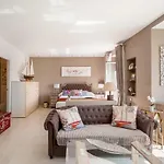 Luxury Yacht Suite Cadiz