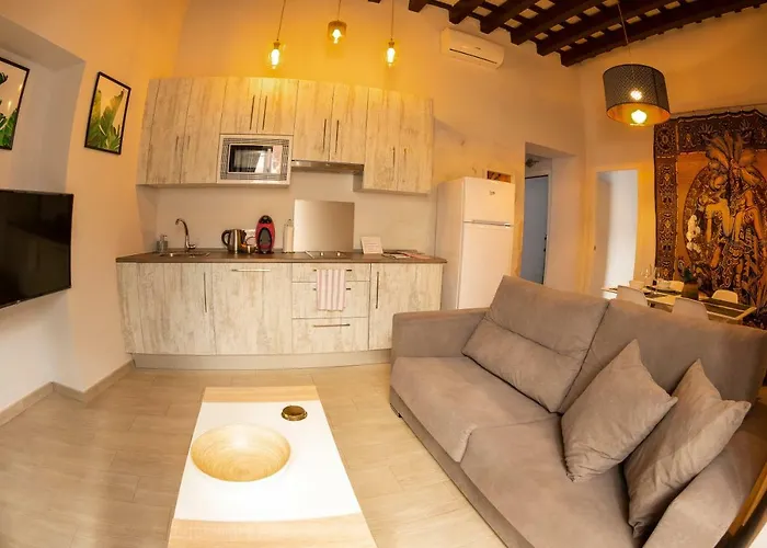 Cdz - Poniente, Intimo Apartamento En El Corazon De Cadiz