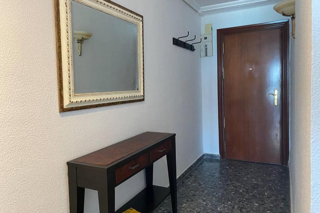 Apartamento The Traveller`s House Mirador Playa La Caleta En *
