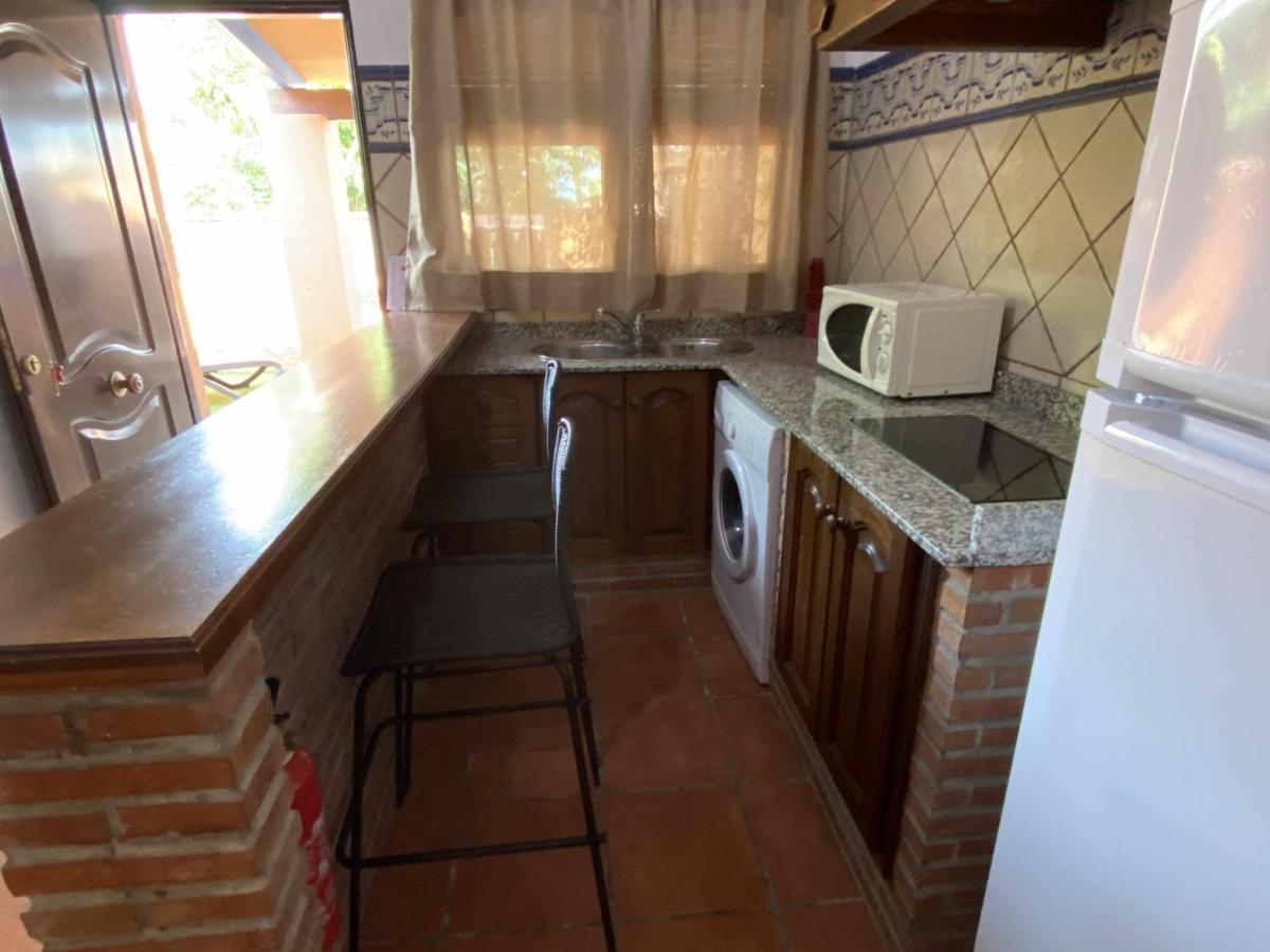 Homestay Casa Familiar Cerca De La Playa Piscina Compartida *