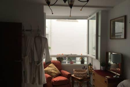 En Plaza Candelaria, Casco Antiguo Homestay *