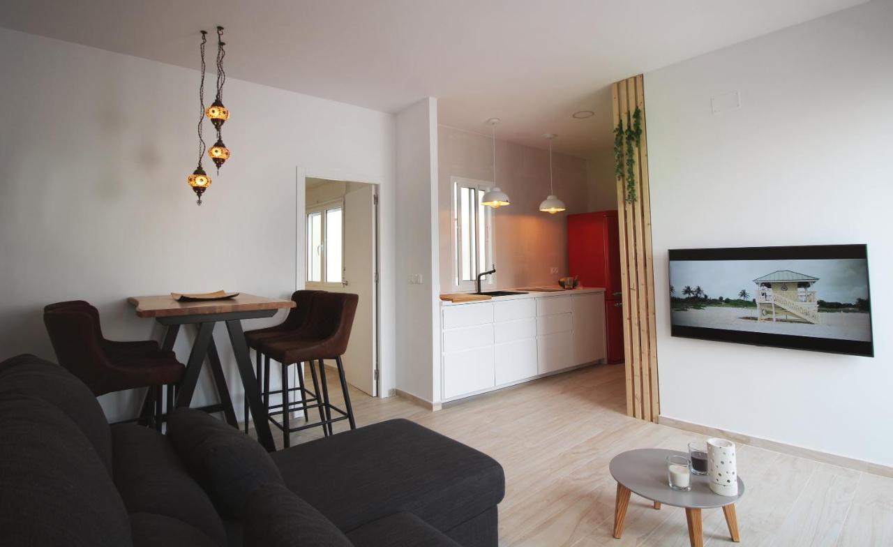 Atico De La Luz Apartment *