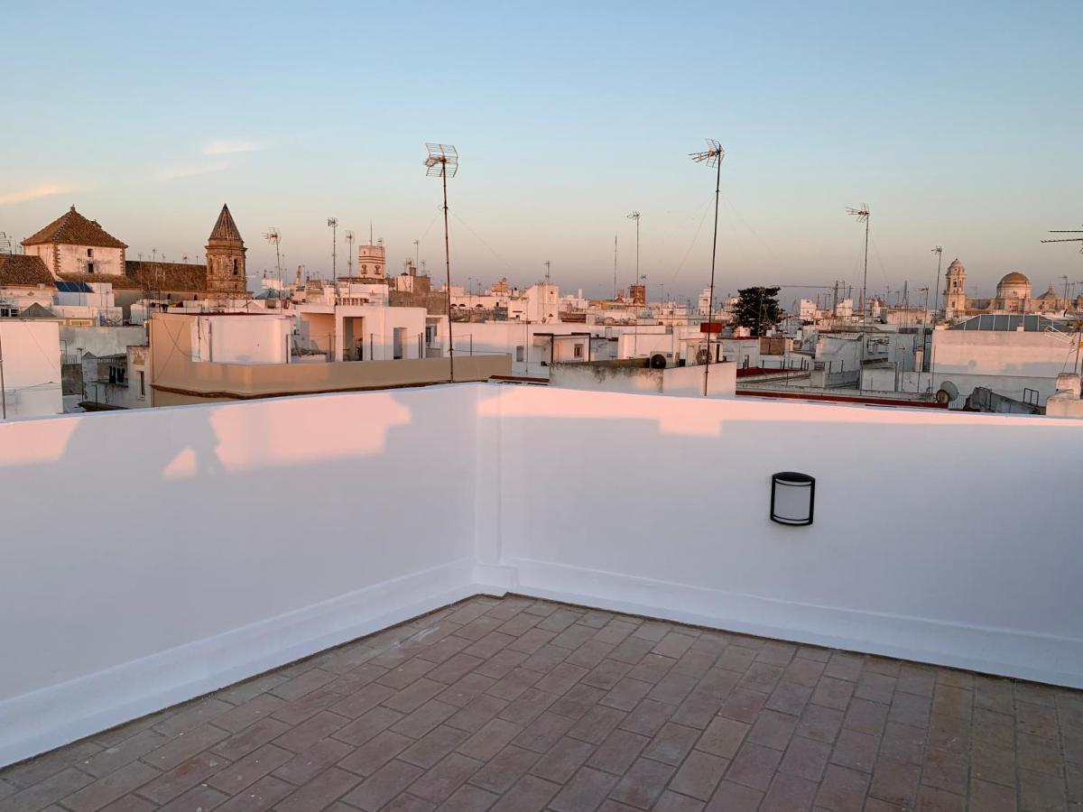 Atico Terraza Centro Ascensor Playa De La Caleta Apartment