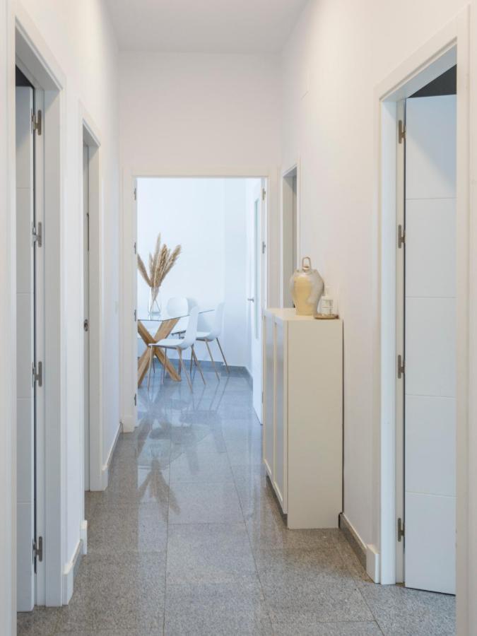 Apartment El Capitan Veneno By Cadiz4rentals Cadiz