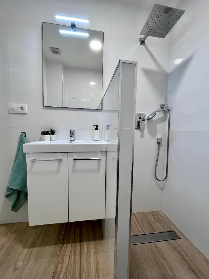 Gatu Paraguay , Preferente Mayores 21 Anos Y Familias Apartamento *