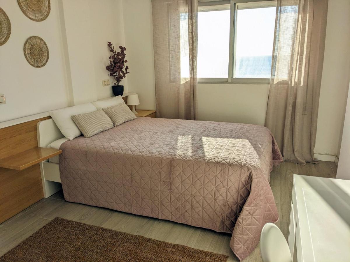 Apartment En La Playa Con Garaje Cadiz