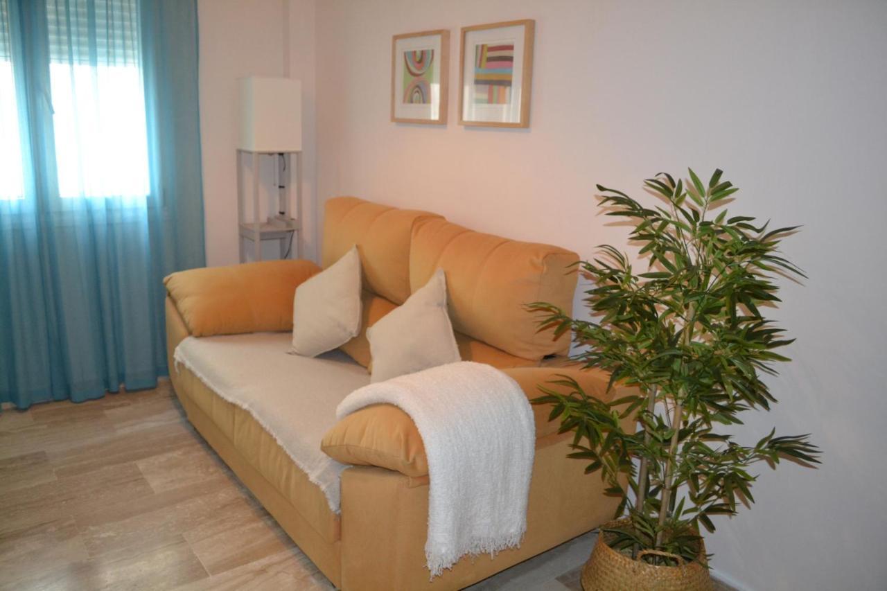 Posidonia Free Parking Cadiz