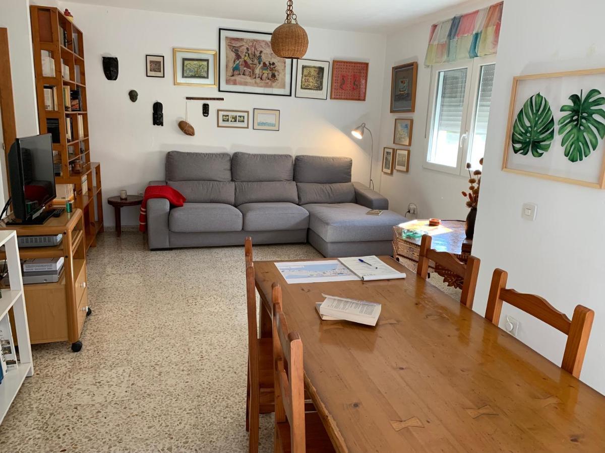 Mi Casa De *