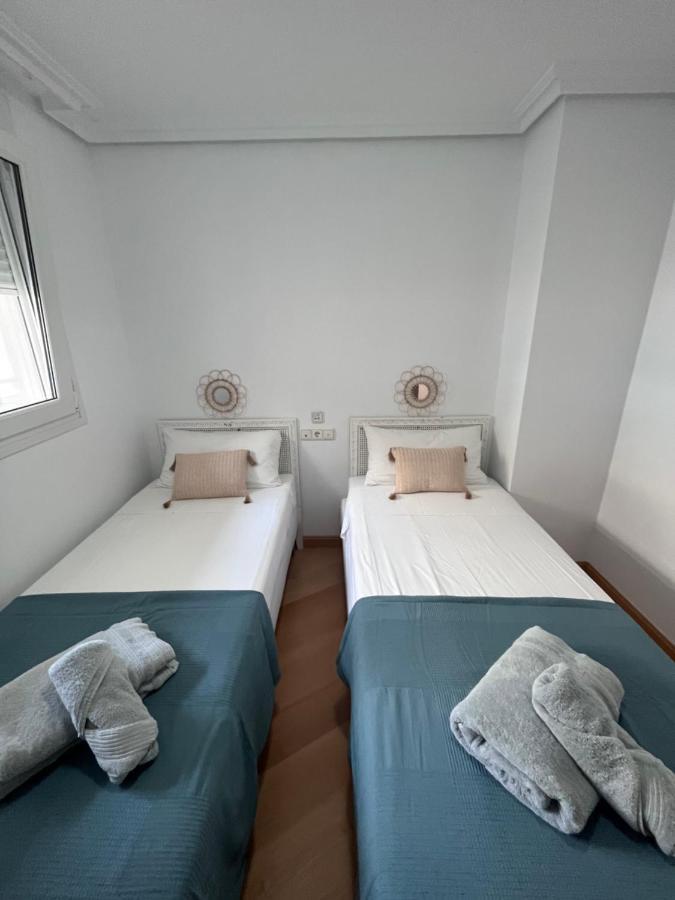 Apartment Gatu Premium Turquesa Playa Y Parking Cadiz