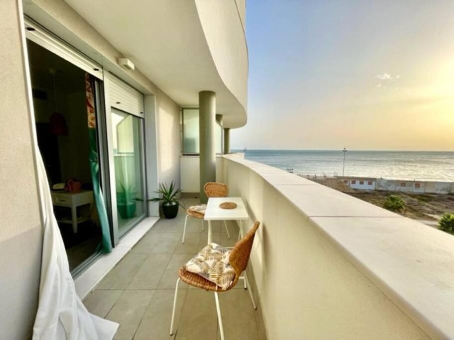 Eva Recommends Frente Al Mar Apartment Cadiz