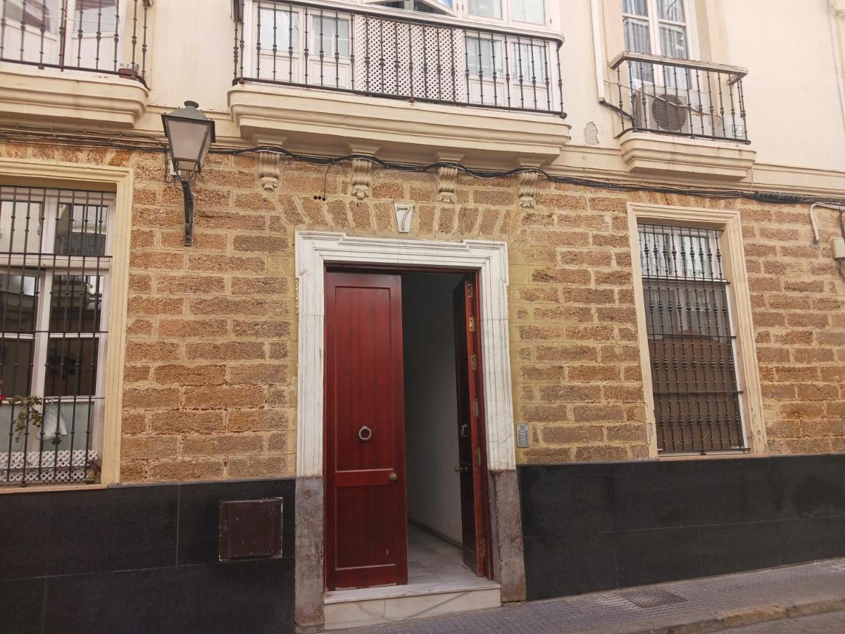 Privada Con Bano. Cadiz