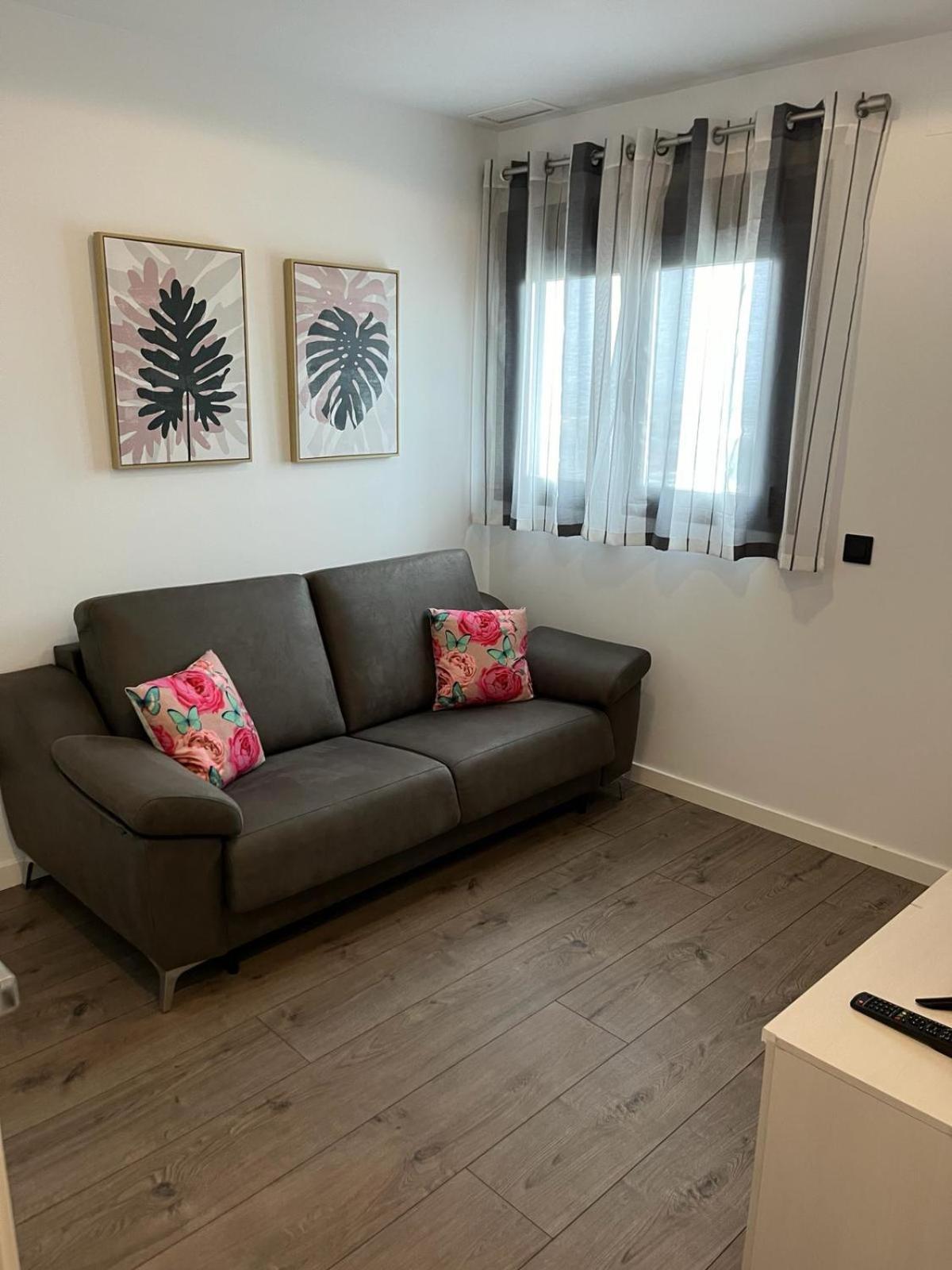 Apartment Torre D'arenas, Playa Victoria, Piscina Y Parking *