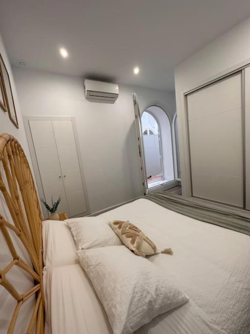 De La Vina Zen House