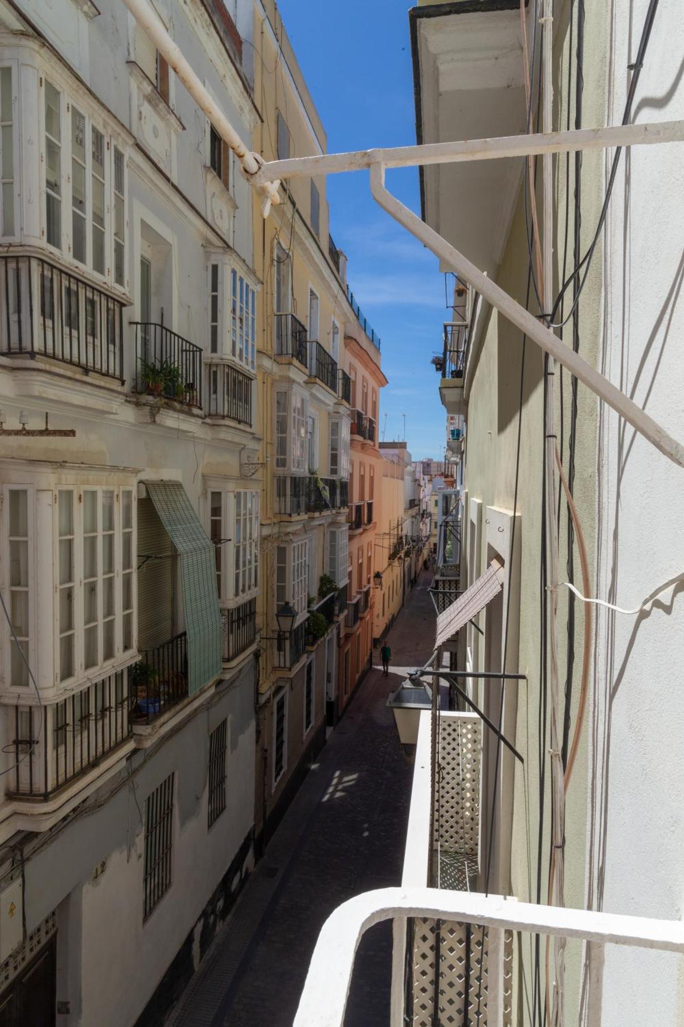 Apartamento The Traveller`s House Levante En El Corazón De Wifi Cádiz