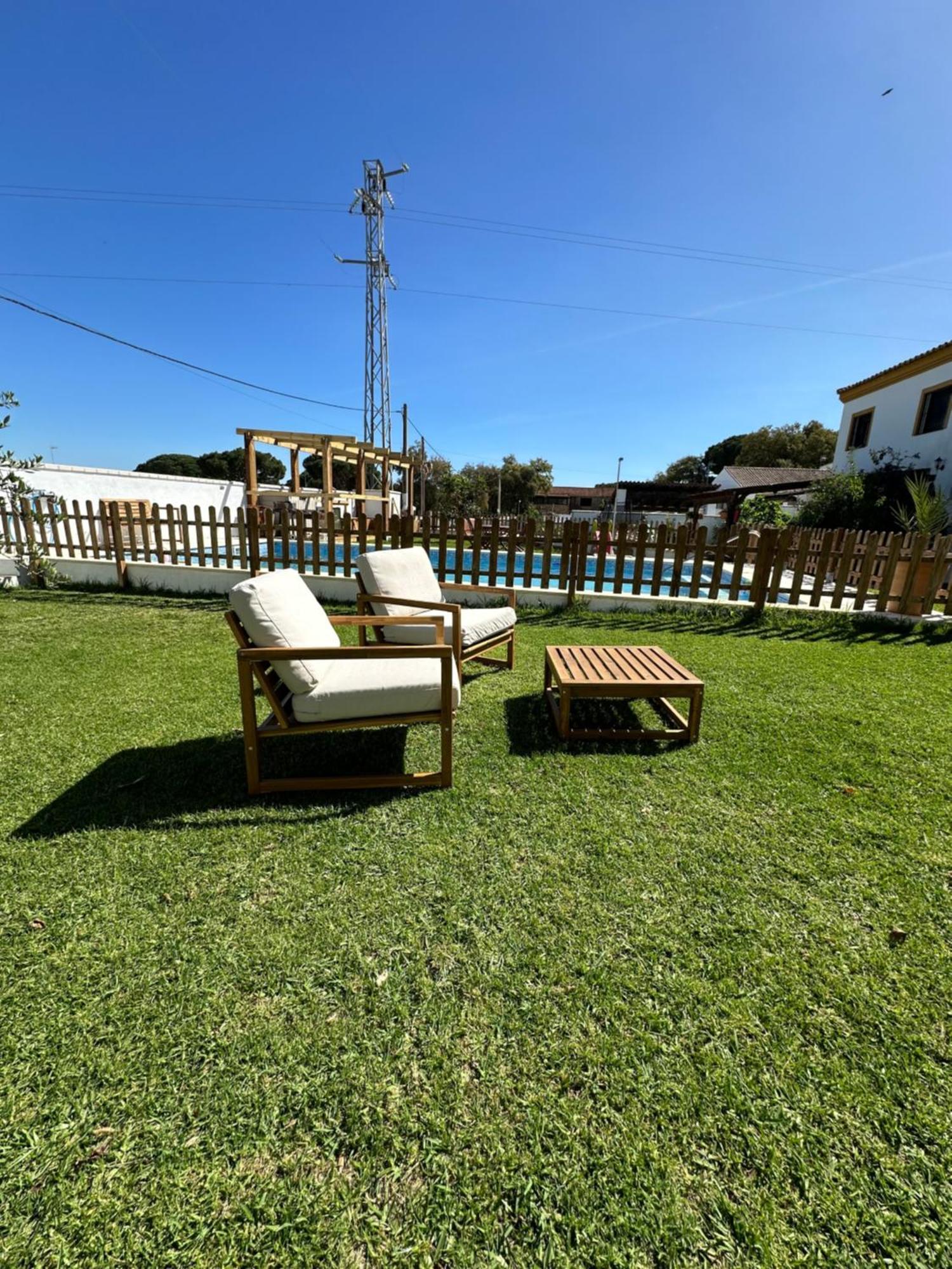 Paraiso De La Luz 7 Bedrooms, Swimming Pool & 4 Bathrooms Villa