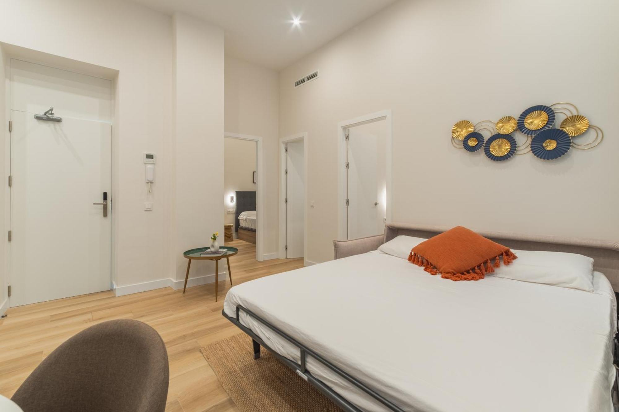 Qe Apartment *
