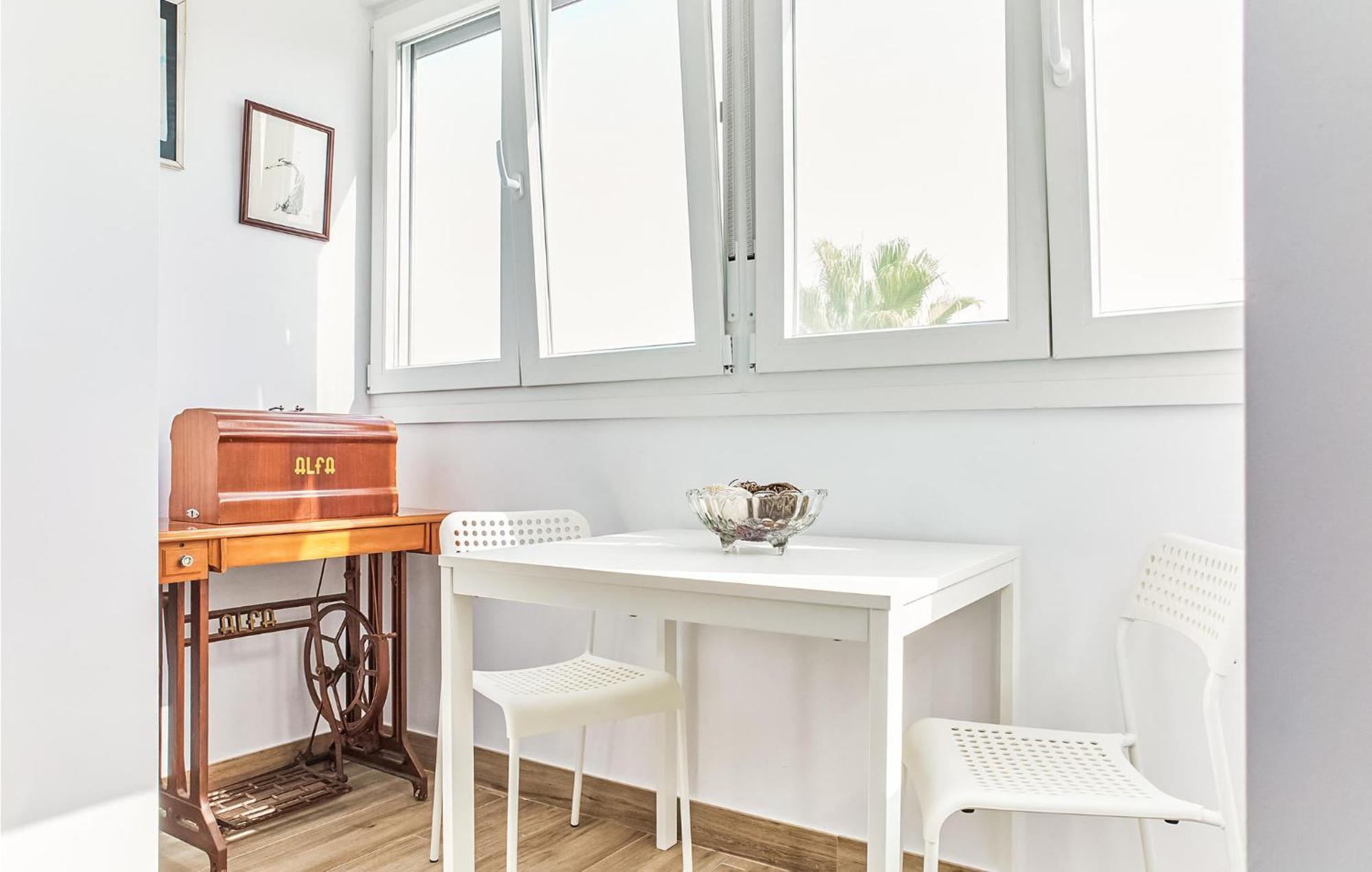 Beautiful In With Kitchen Apartamento Cádiz