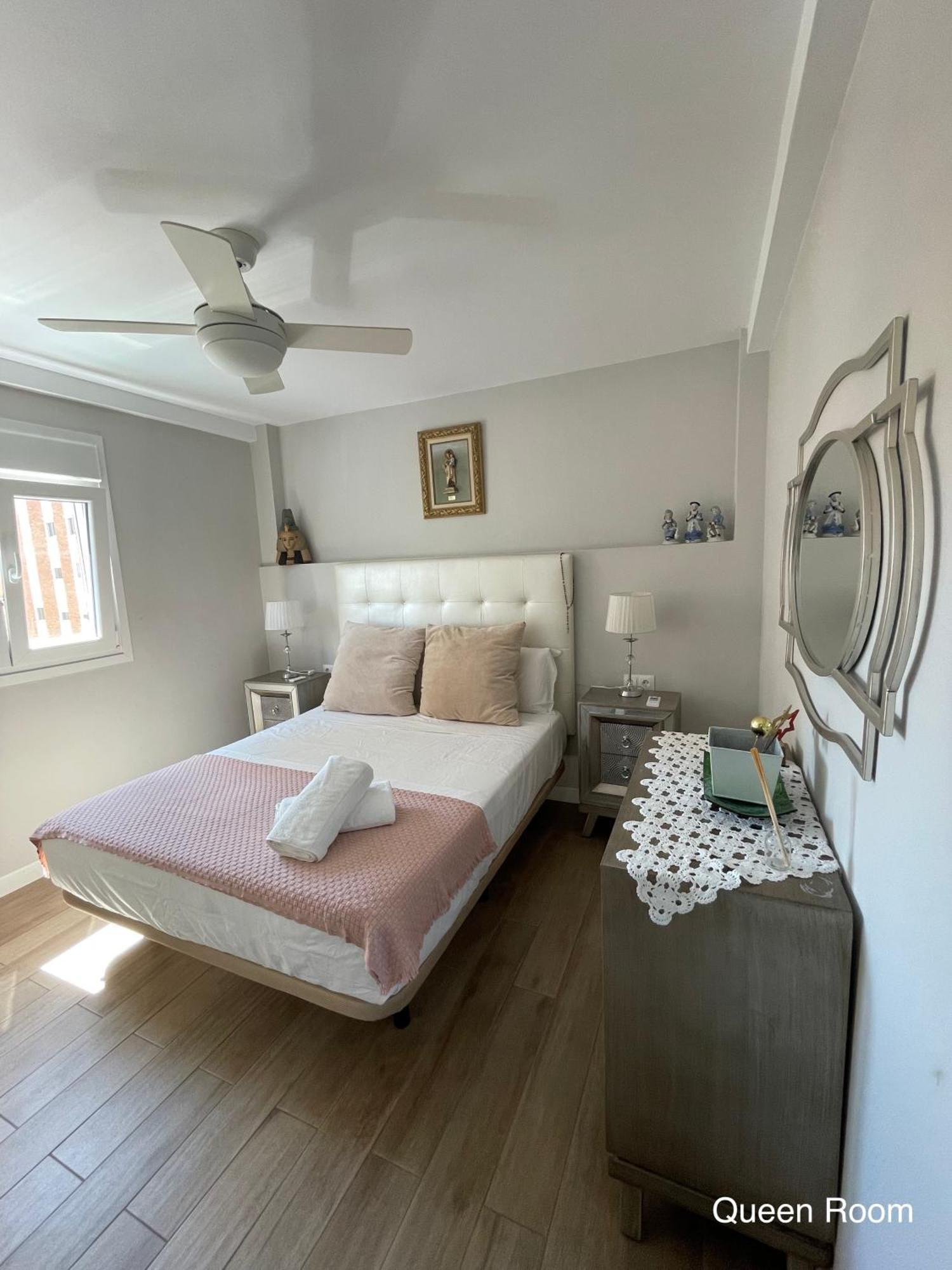 Habitación en casa particular Cozy In Stylish Flat Just Steps From The *