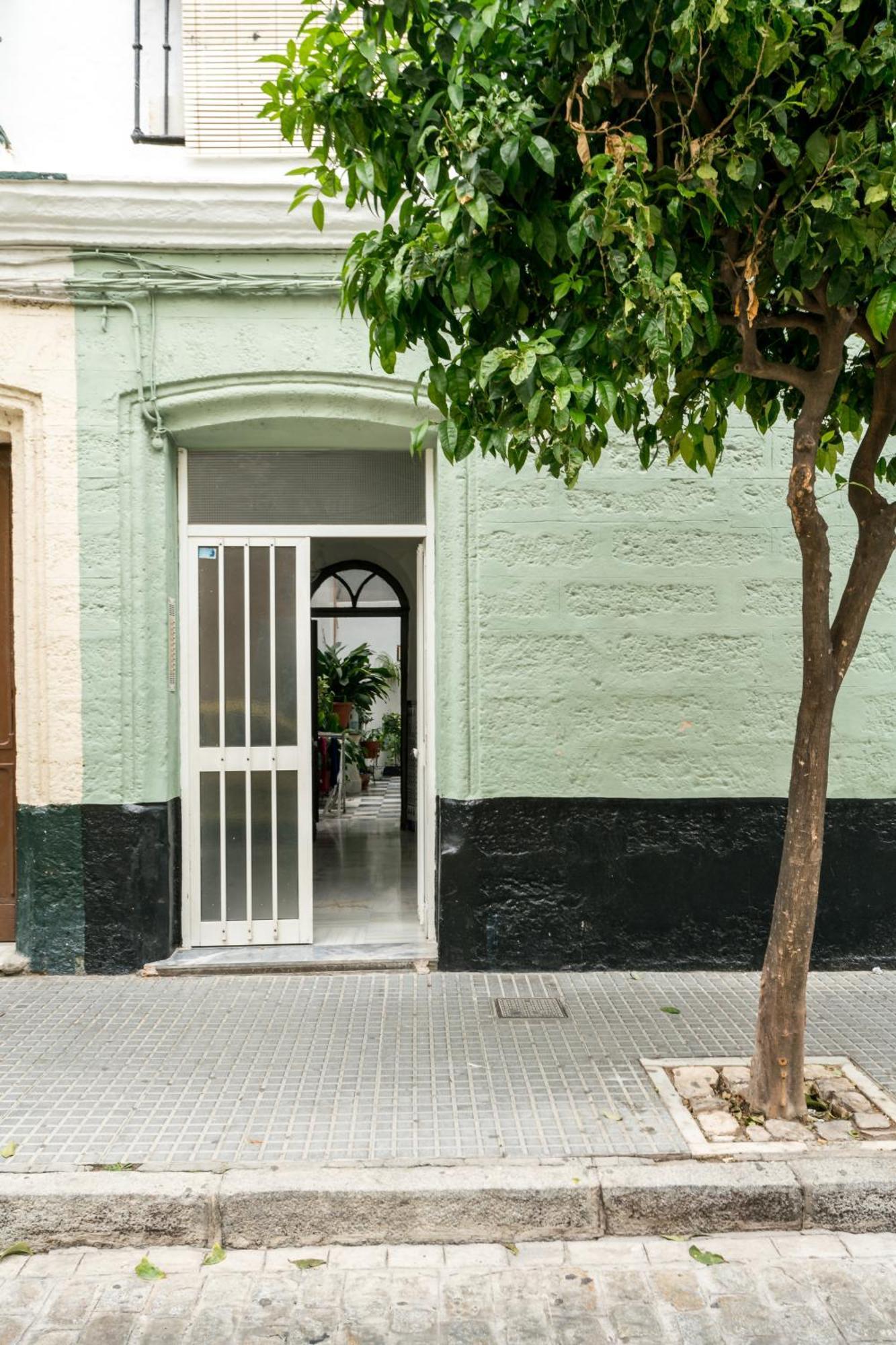 Fantástico ático En El Casco Antiguo Junta A La Playa Apartamento *