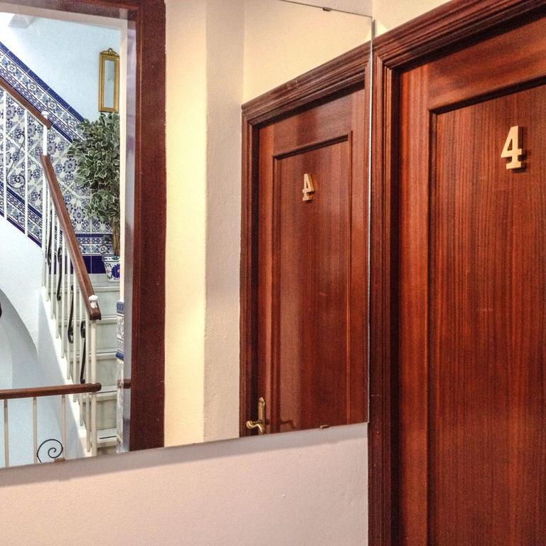 Colon Guest house *