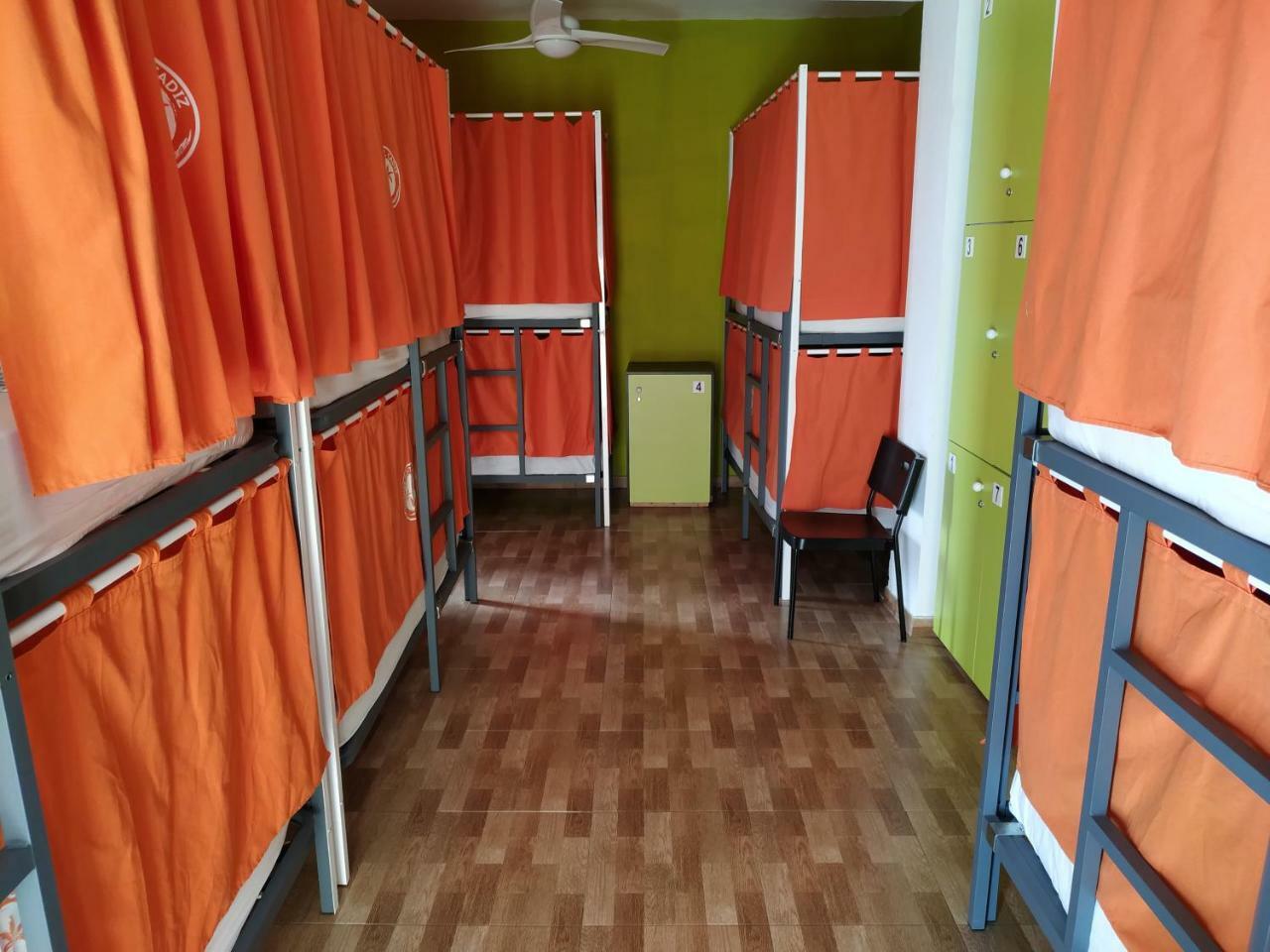 Summer Hostal Cádiz