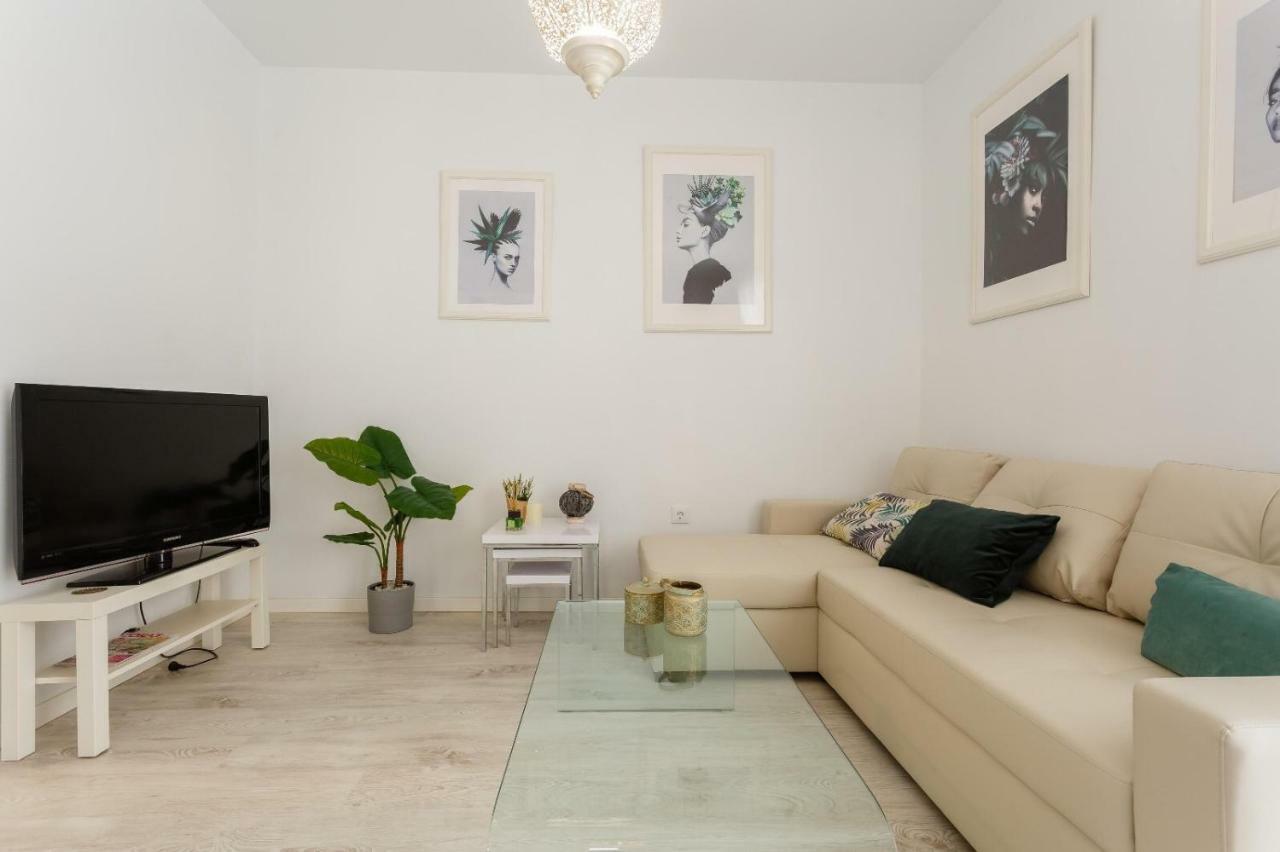 Capuchinos Family By Cadiz4rentals