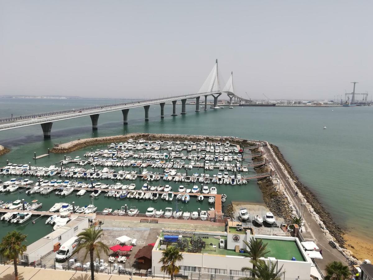 A Levante * Cadiz