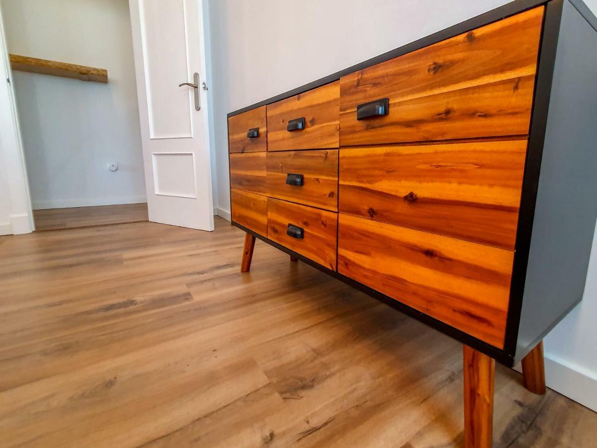 Penthouse, Jacuzzi, Garage For City Cars. Apartamento